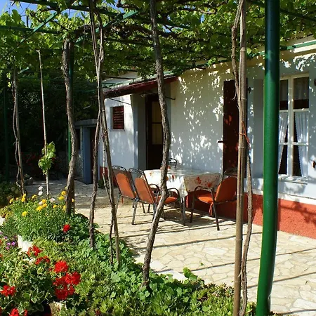 Holiday home House Violeta *