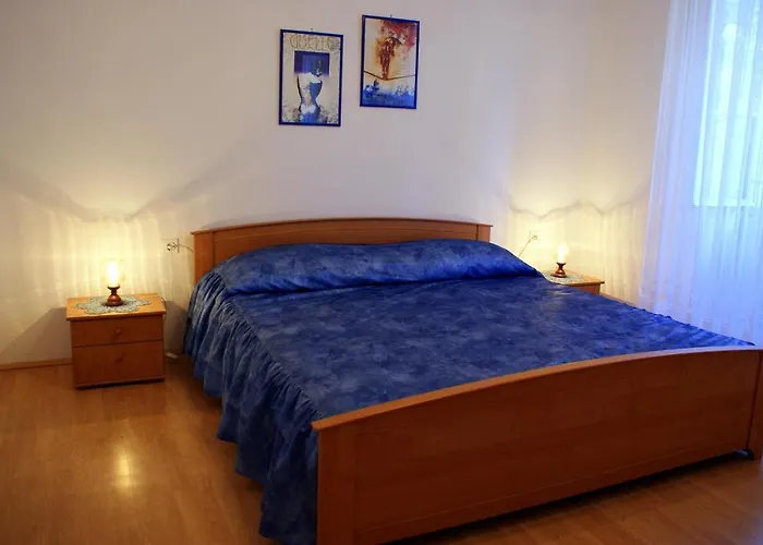 House Violeta בית נופש